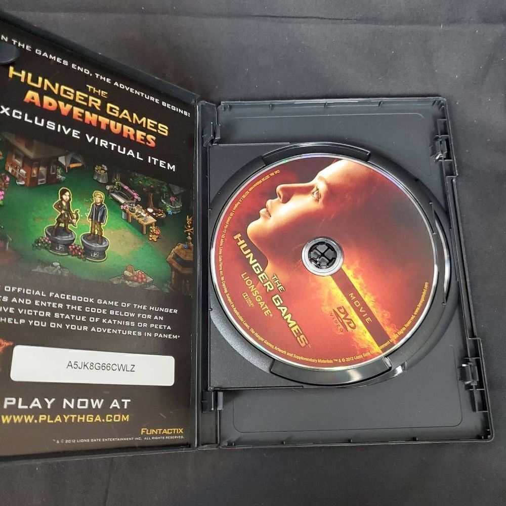 The Hunger Games 2-Disc DVD - Picture 2 of 4